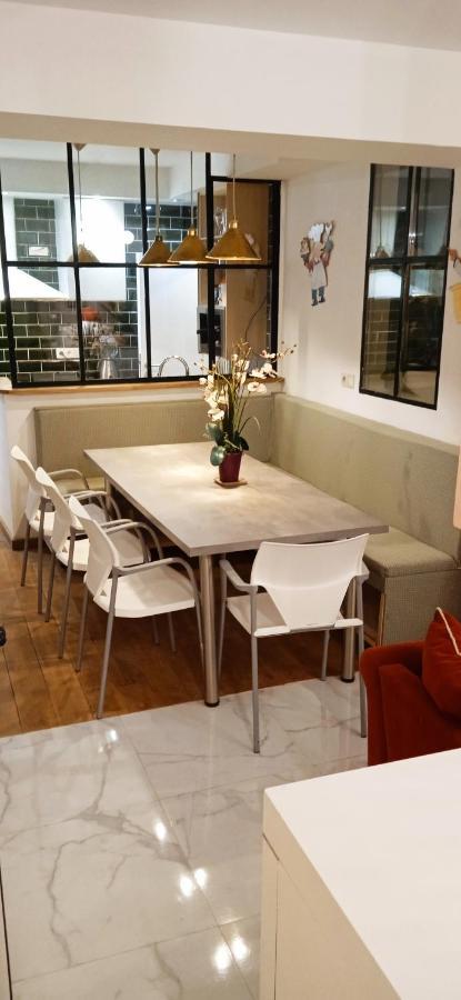 Liege 4420 Rue Jean Jaures 45 Grande Maison Joyeuse Avec Terrasse 30M2 Pour 8 Personnes Maximum Saint-Nicolas  Екстер'єр фото