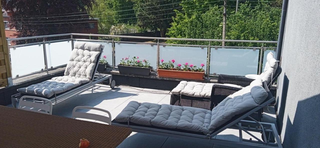 Liege 4420 Rue Jean Jaures 45 Grande Maison Joyeuse Avec Terrasse 30M2 Pour 8 Personnes Maximum Saint-Nicolas  Екстер'єр фото